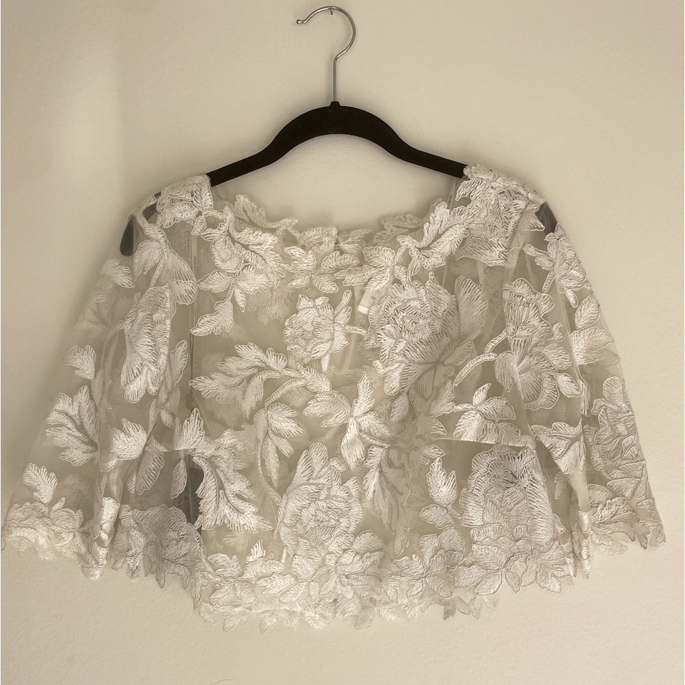 Tadashi Shoji Bridal Lace Topper
